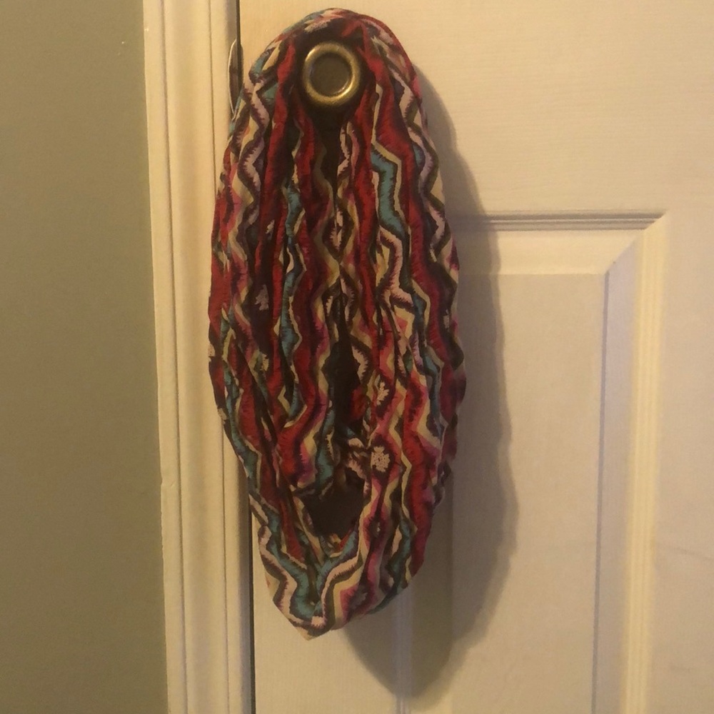 Chevron infinity scarf